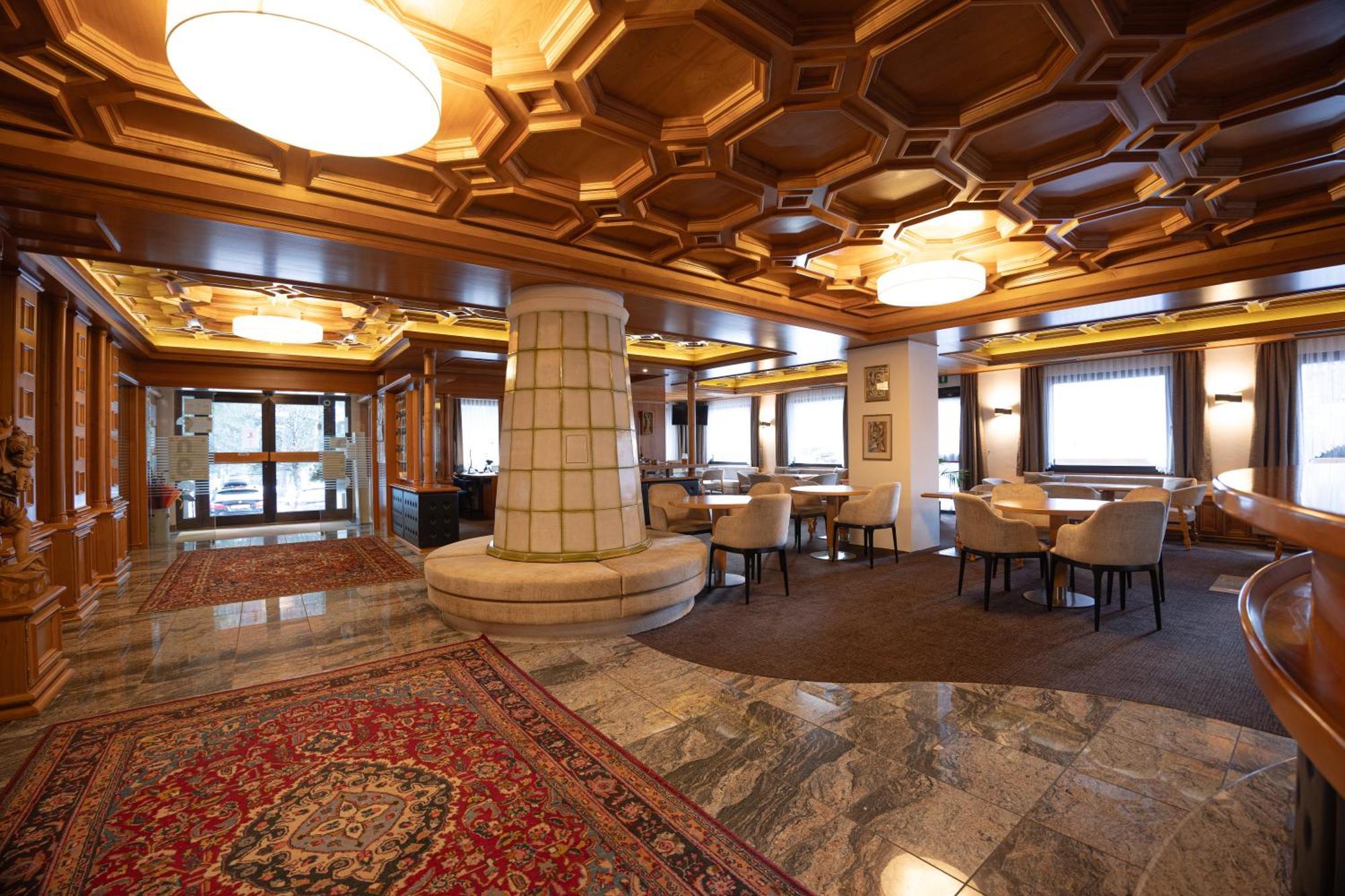Hotel Engel กานาเซย์ ภายนอก รูปภาพ
