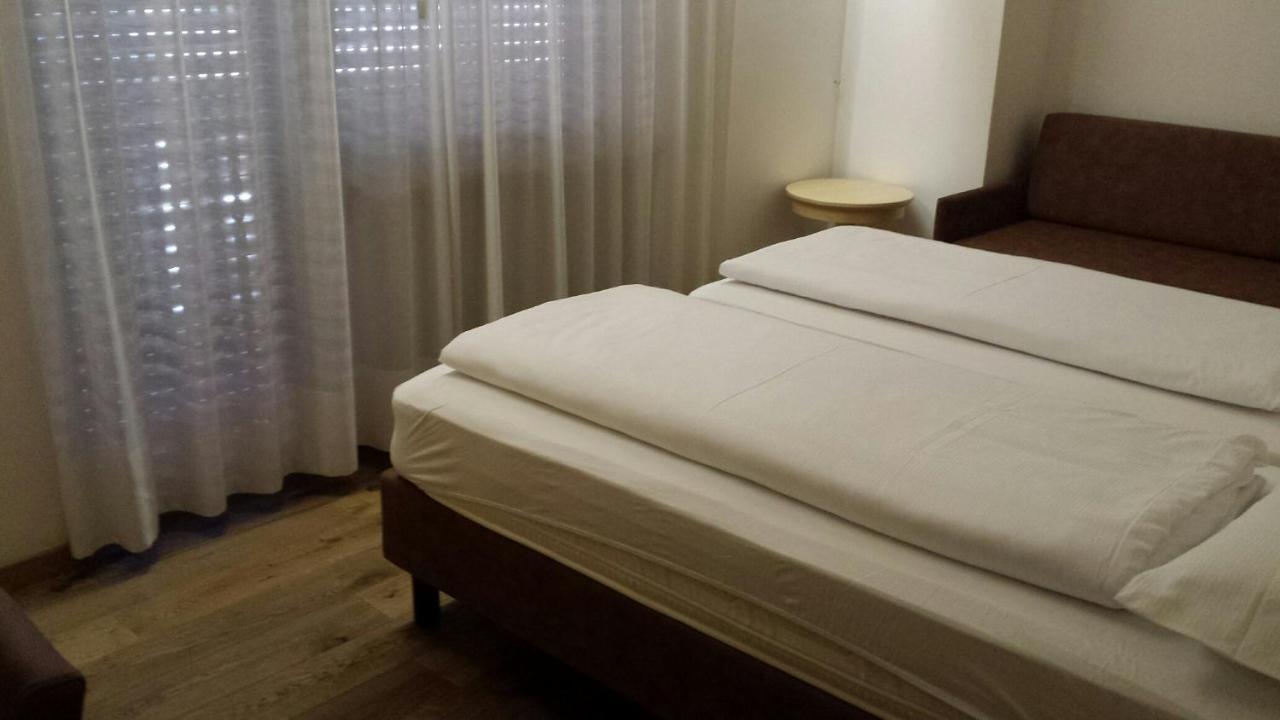 Hotel Engel กานาเซย์ ภายนอก รูปภาพ
